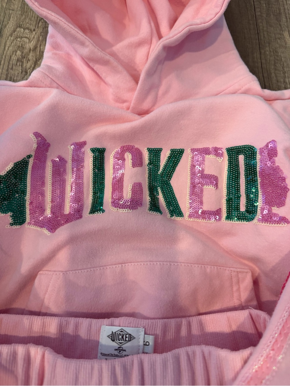 Lola + the boys Pink 'Wicked' Sequin Hoodie & Jogger Set size kids 6 - Picture 5 of 9